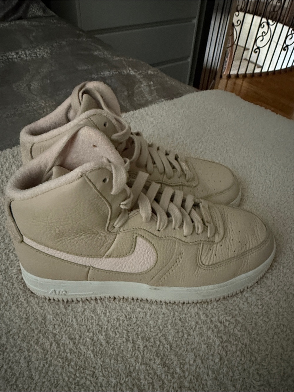 Nike Women’s High-Top Sneakers in Beige and Pale Pink